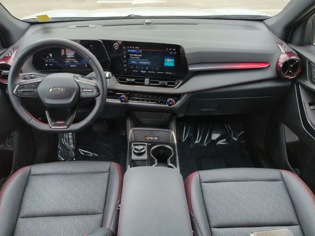 Certified Used 2025 Iridescent Pearl Tricoat Chevrolet RS image 15