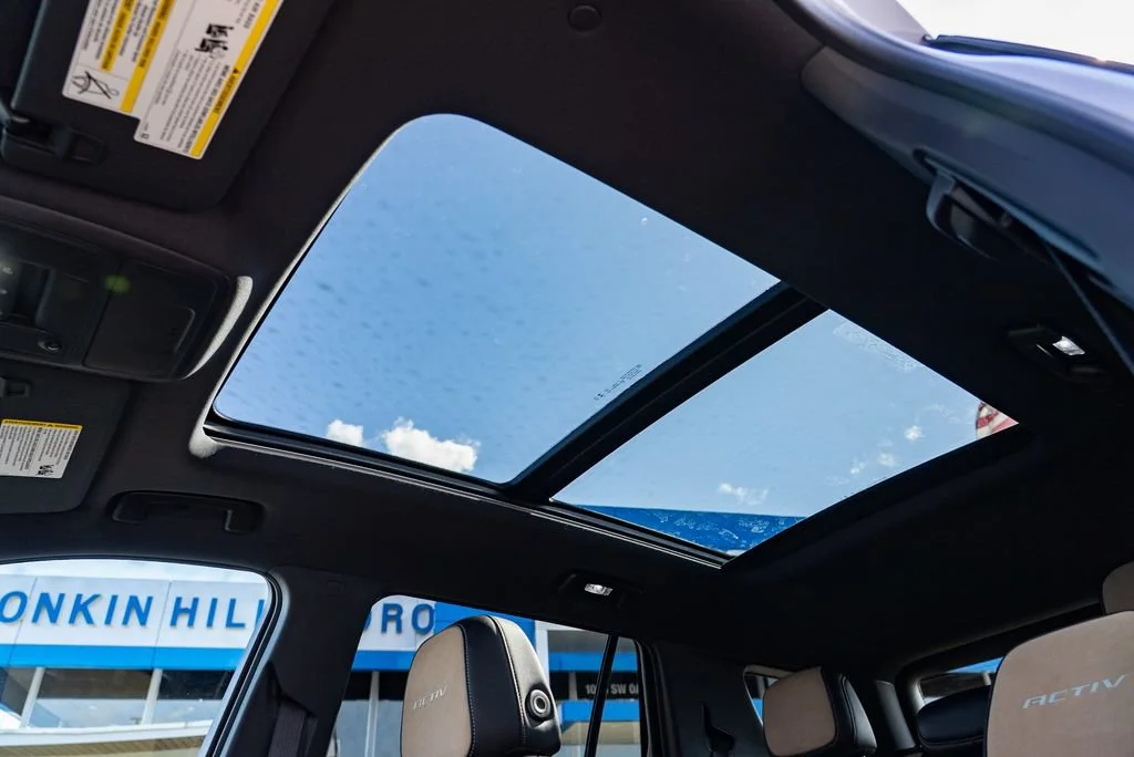 New 2027 Polar White Tricoat Chevrolet ACTIV image 23