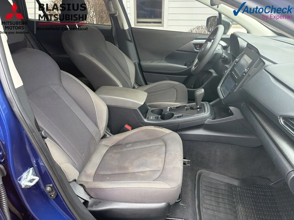 Used 2024 Blue Subaru Base image 29