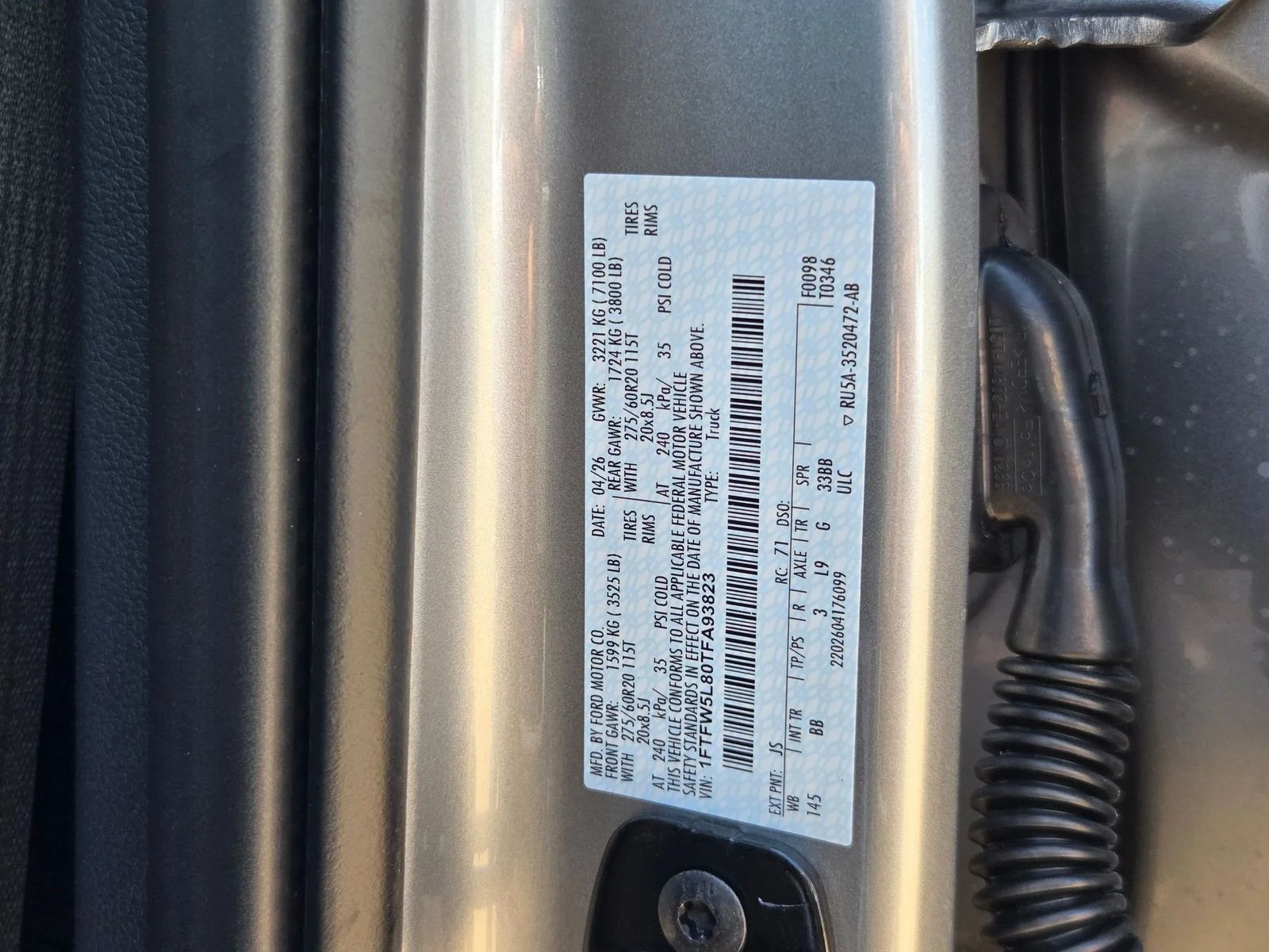New 2026 Iconic Silver Metallic Ford Lariat® image 31