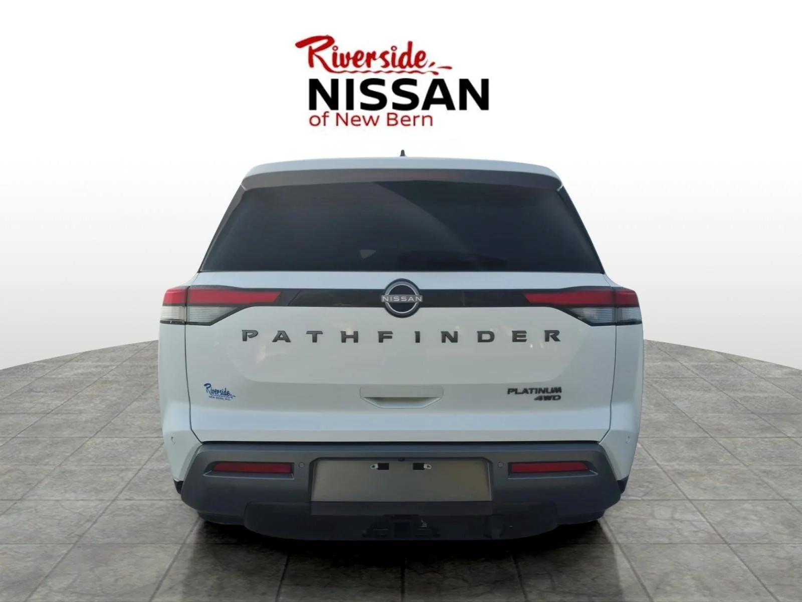 New 2026 Everest White Pearl TriCoat Nissan Platinum image 2
