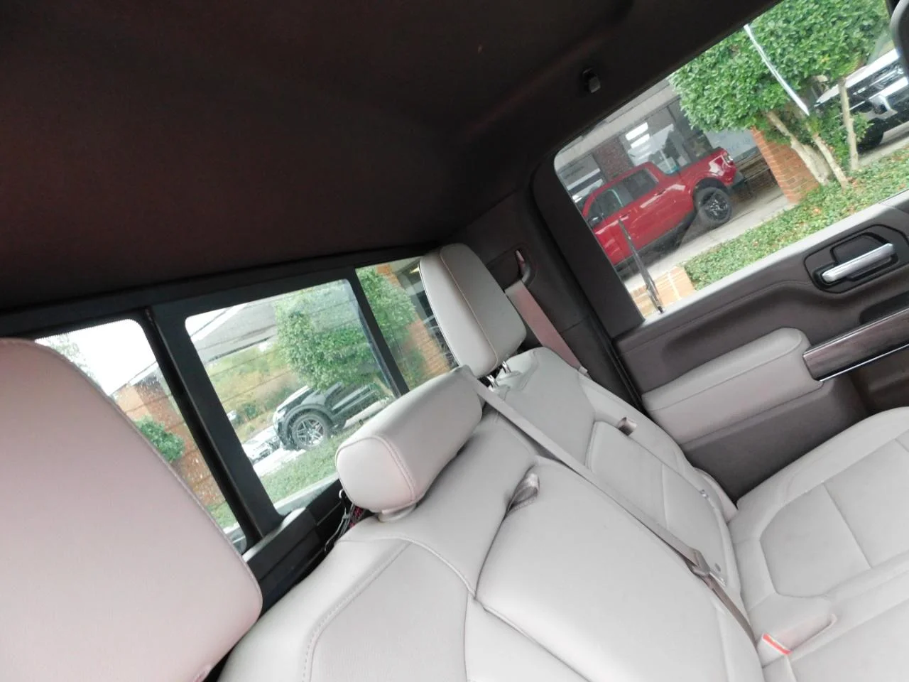 Used 2021 White Chevrolet 4WD CREW CAB 159 in LTZ image 21