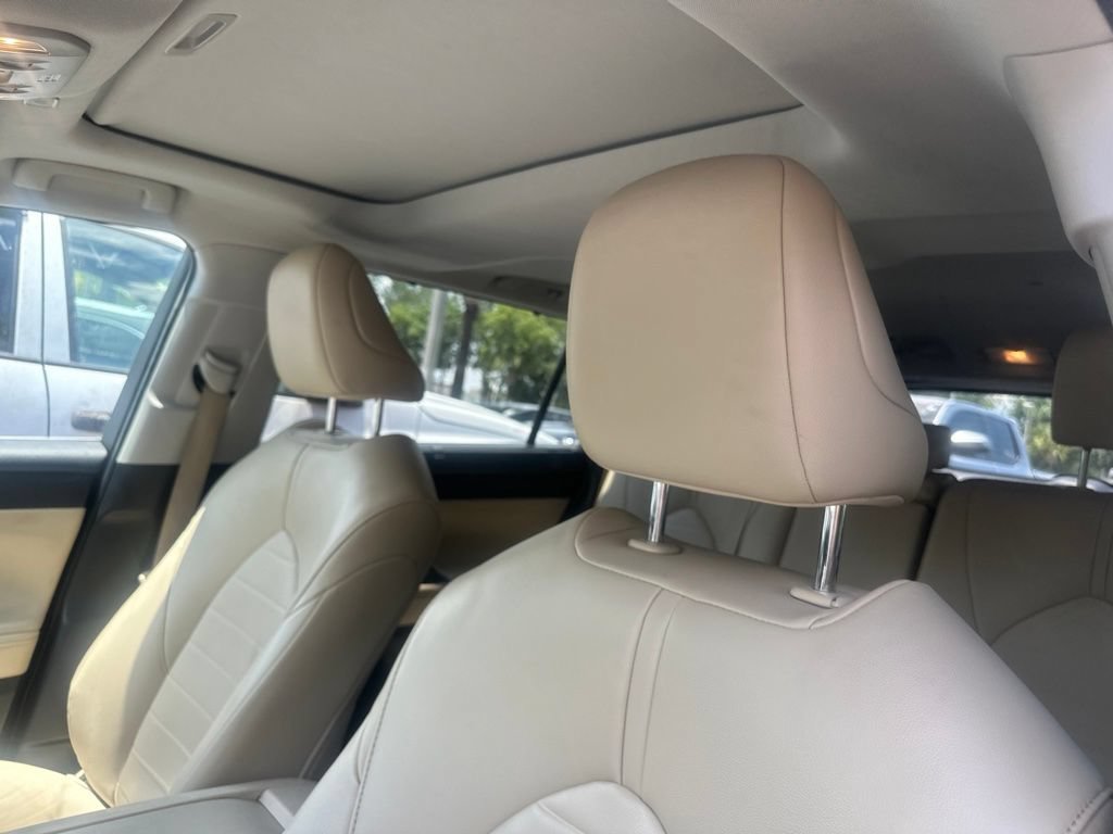 Used 2023 Red Toyota XLE image 3
