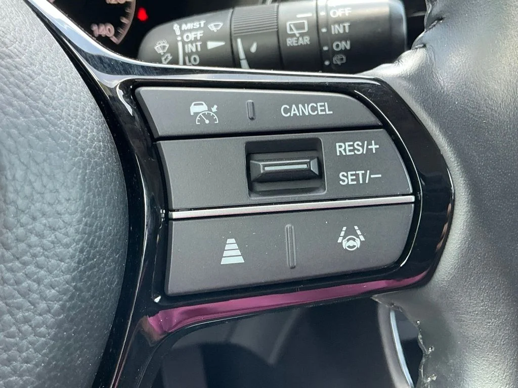 Used 2024  Honda EX-L image 46