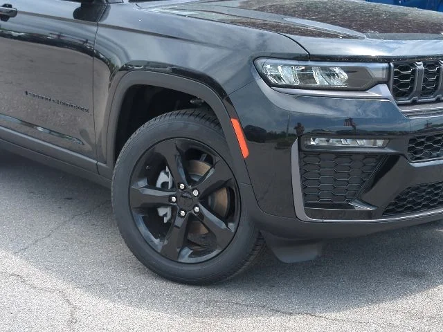 New 2026 Black Jeep Limited image 2