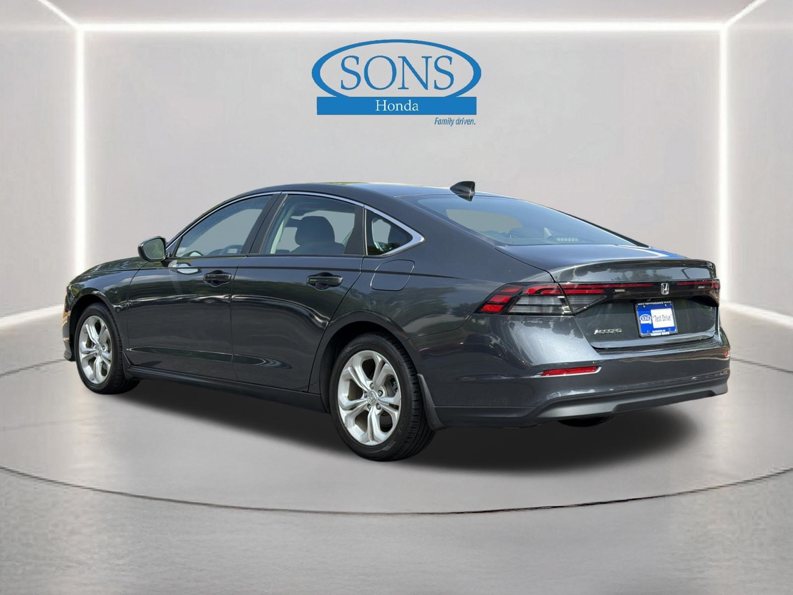 Used 2023 Meteorite Gray Metallic Honda LX image 18