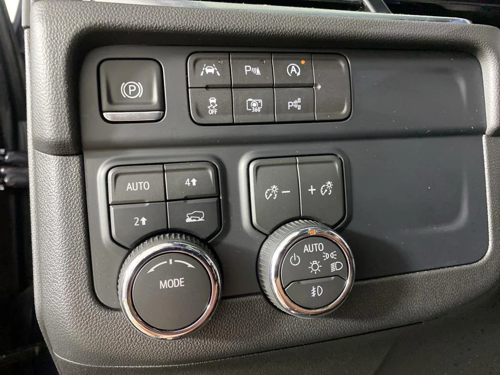 Used 2025 Ash Chevrolet RST image 13