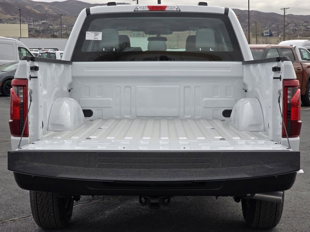 New 2026 Oxford White Ford XL image 22