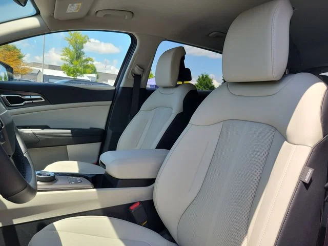 New 2027 Gravity Gray Kia EX image 13