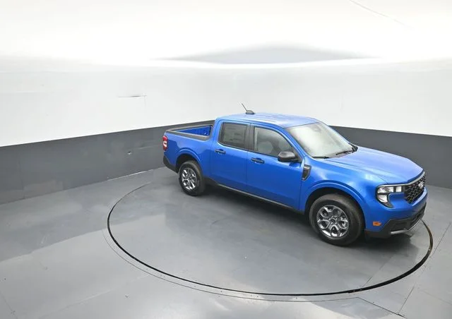 New 2026 Velocity Blue Ford XLT image 25