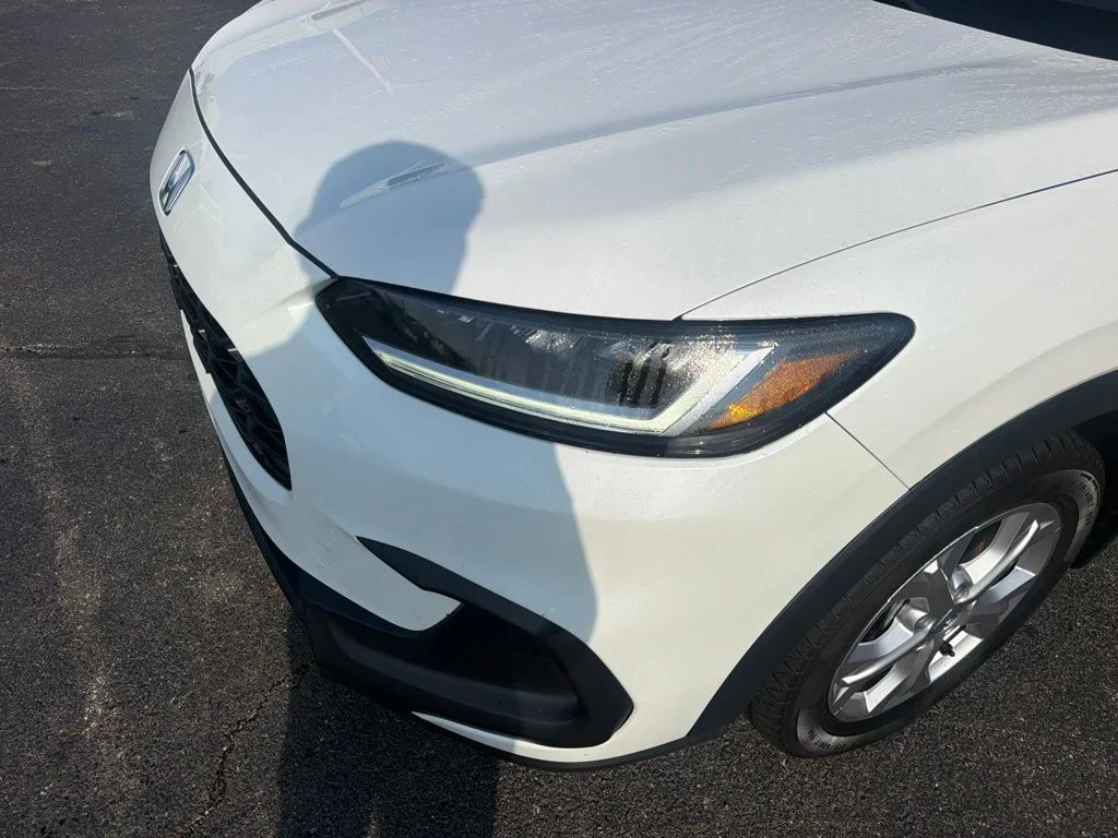 Certified Used 2024 White Honda LX image 15