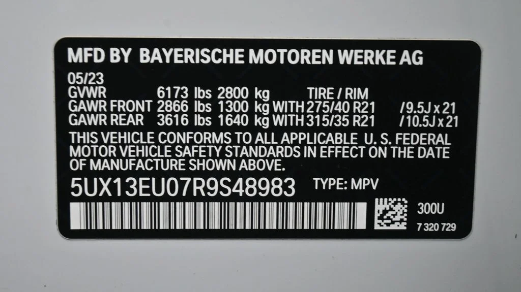 Certified Used 2024 White BMW sDrive40i image 24