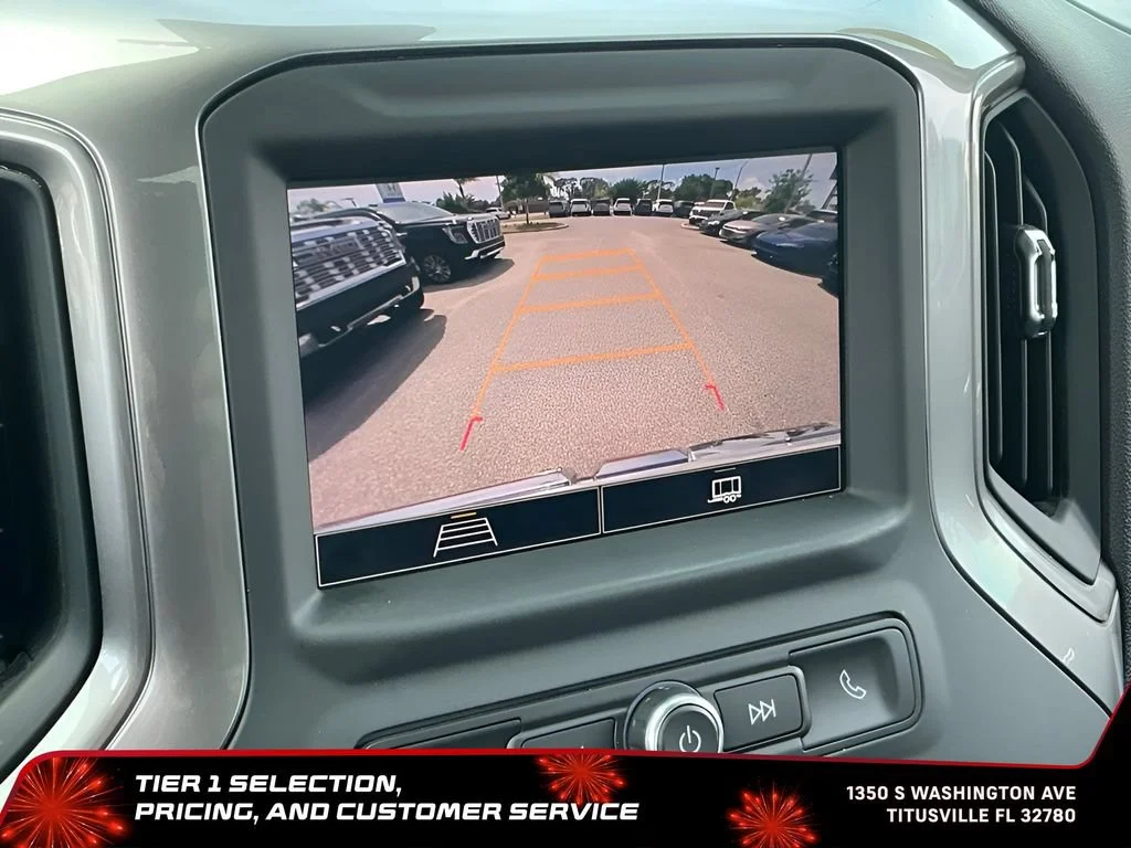Used 2024 Summit White GMC Pro image 26