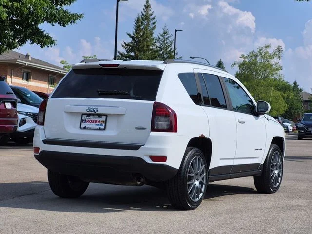 Used 2014 White Jeep Latitude image 7