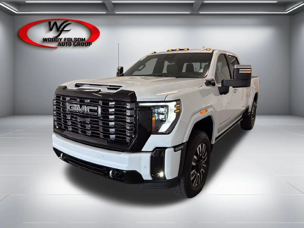 New 2026 Glacier White Tricoat GMC Denali Ultimate image 3