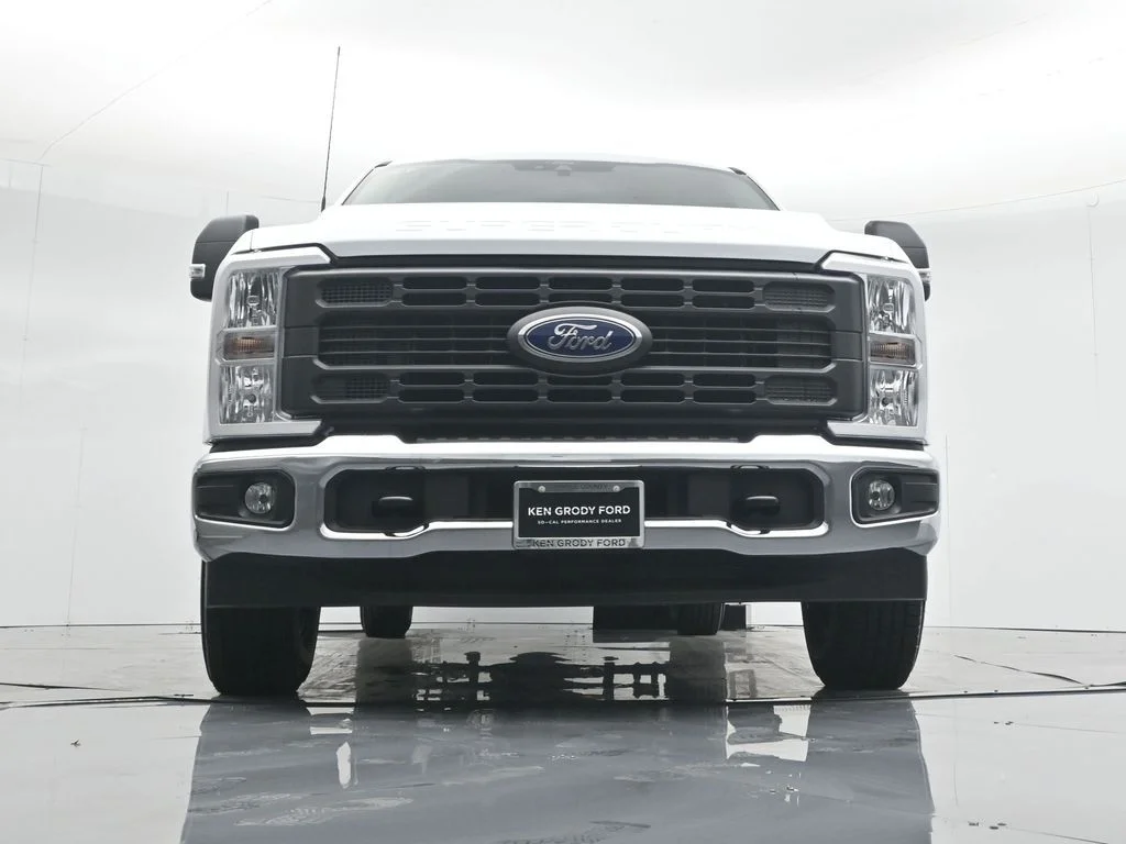 New 2026 White Ford XL image 47