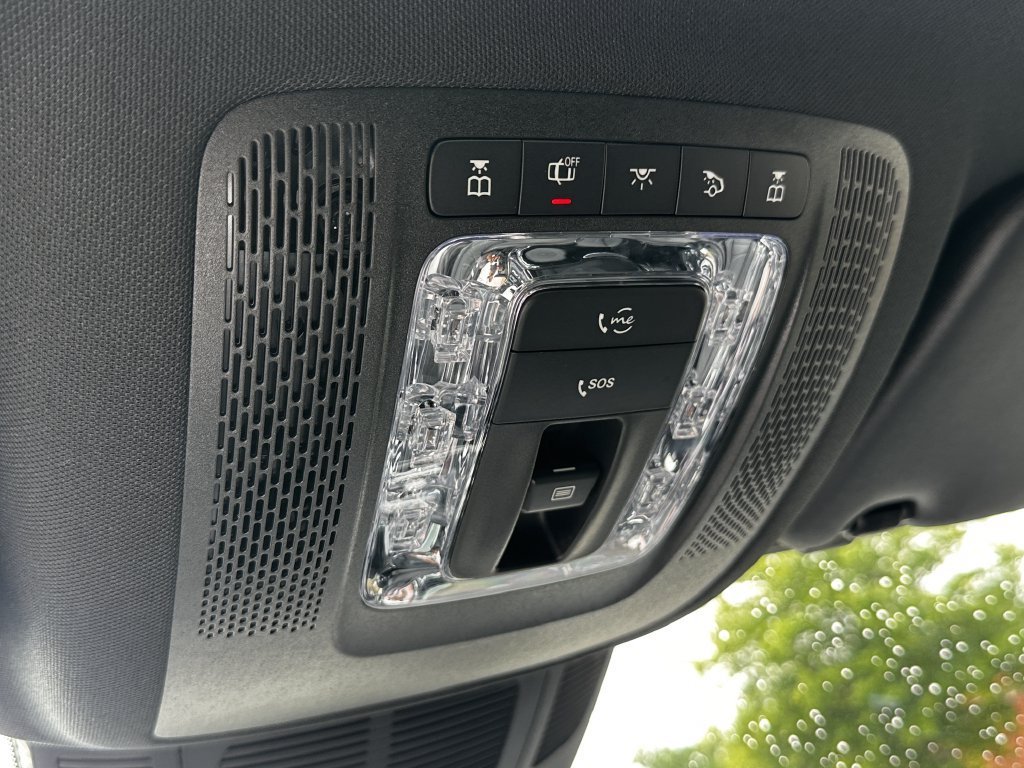New 2026 MANUFAKTUR Silicon Grey Mercedes-Benz GLS 450 image 71