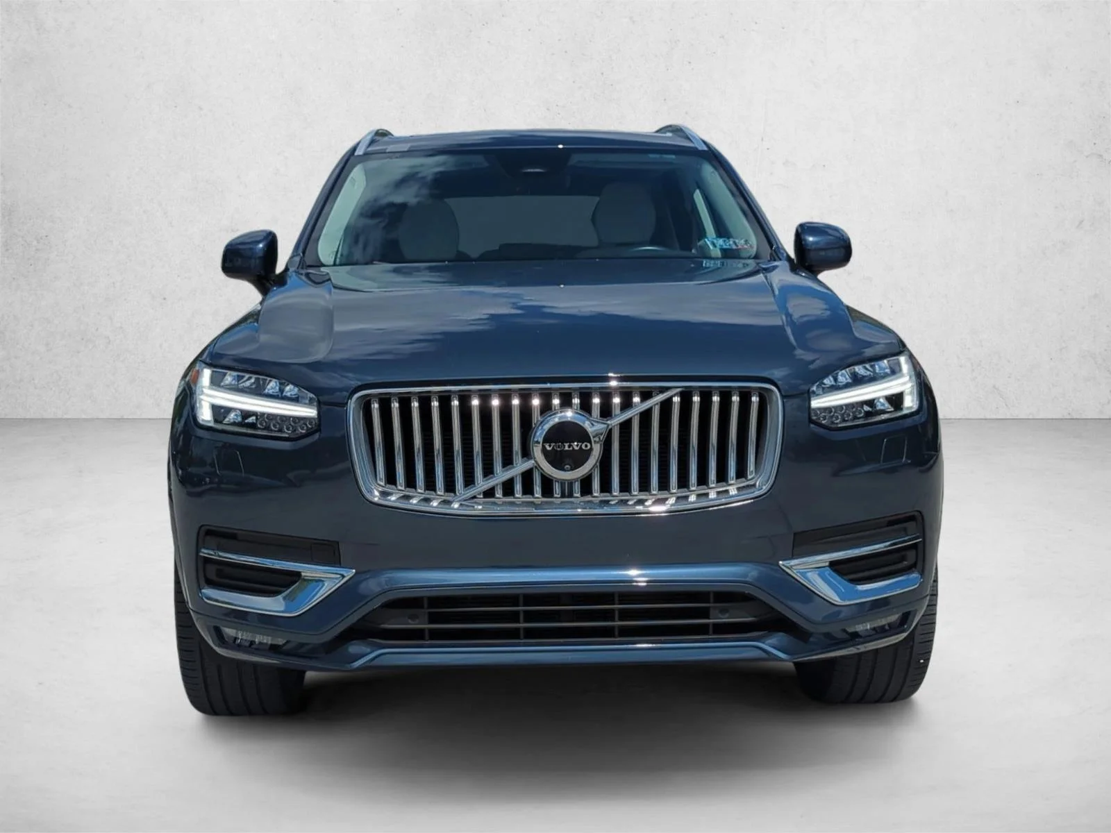 Used 2024 Blue Volvo Plus Bright Theme image 2