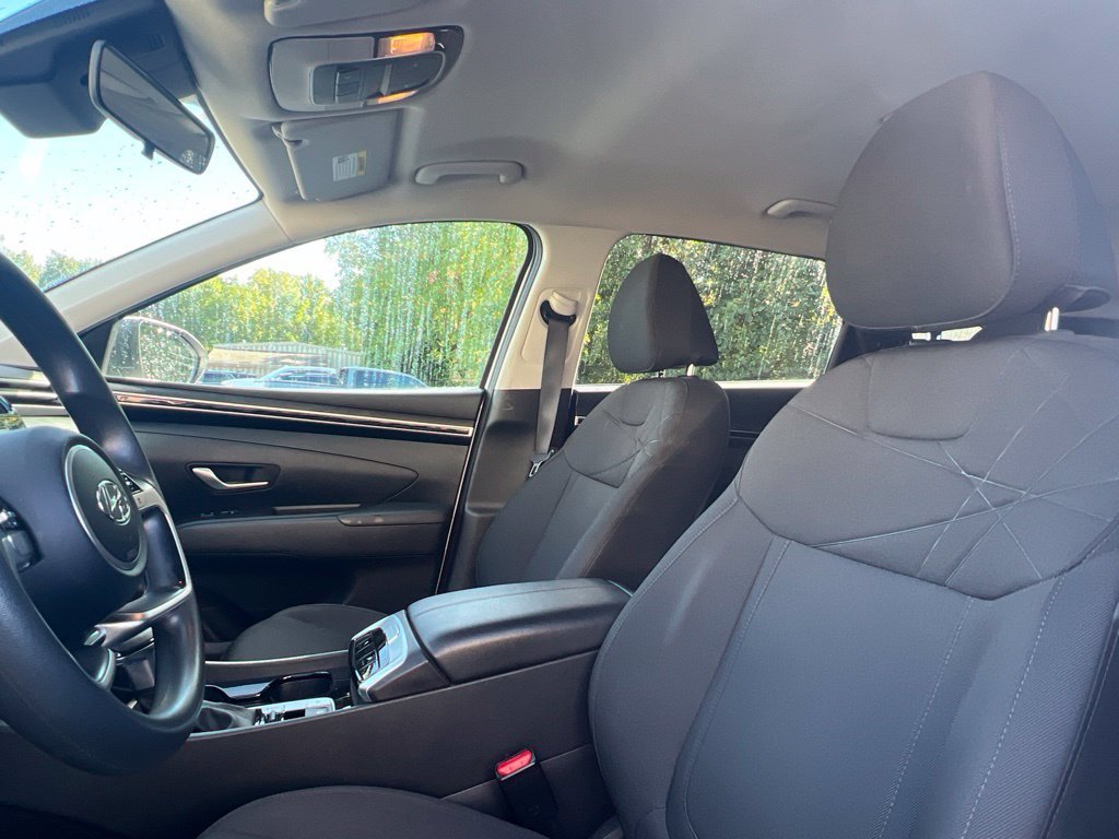Used 2022 Gray Hyundai SEL image 9