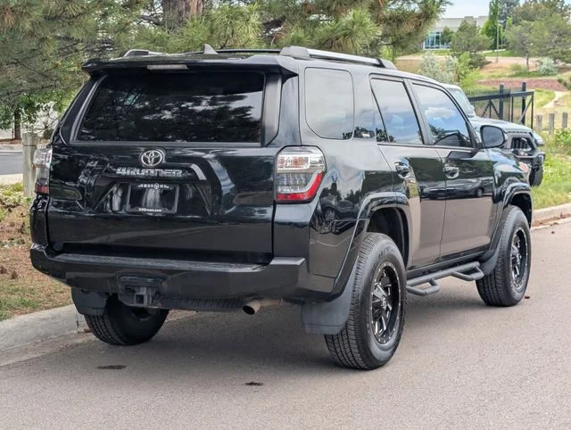 Used 2020 Midnight Black Metallic Toyota SR5 Premium image 3