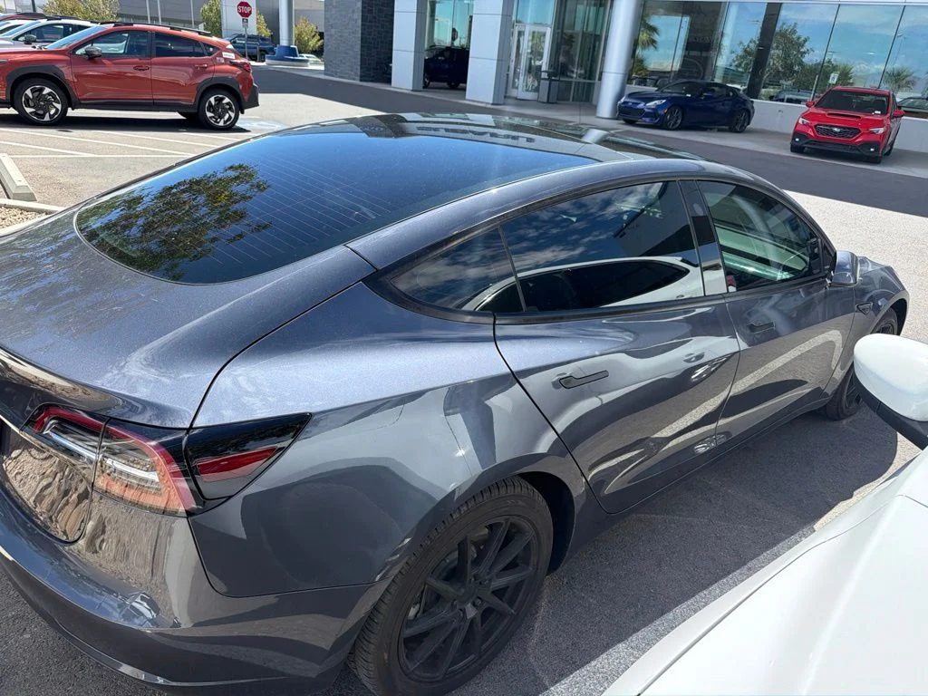 Used 2023  Tesla Base image 9