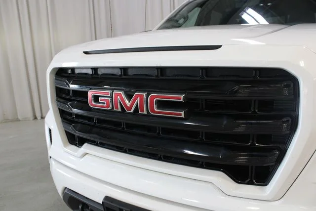 Used 2020 White GMC Elevation image 33