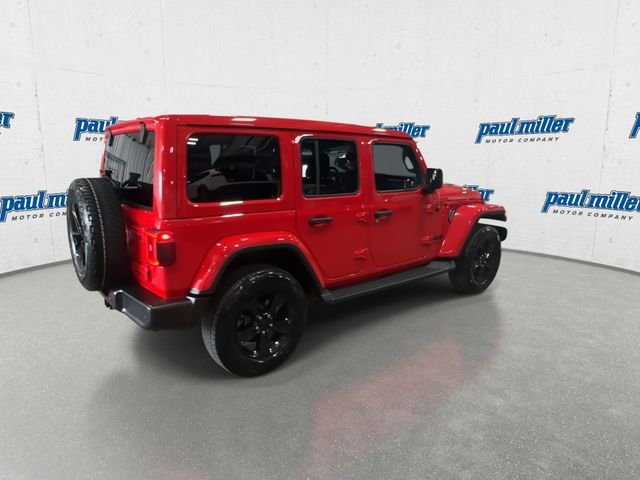 Certified Used 2021 Firecracker Red Clearcoat Jeep Unlimited Sahara Altitude image 3
