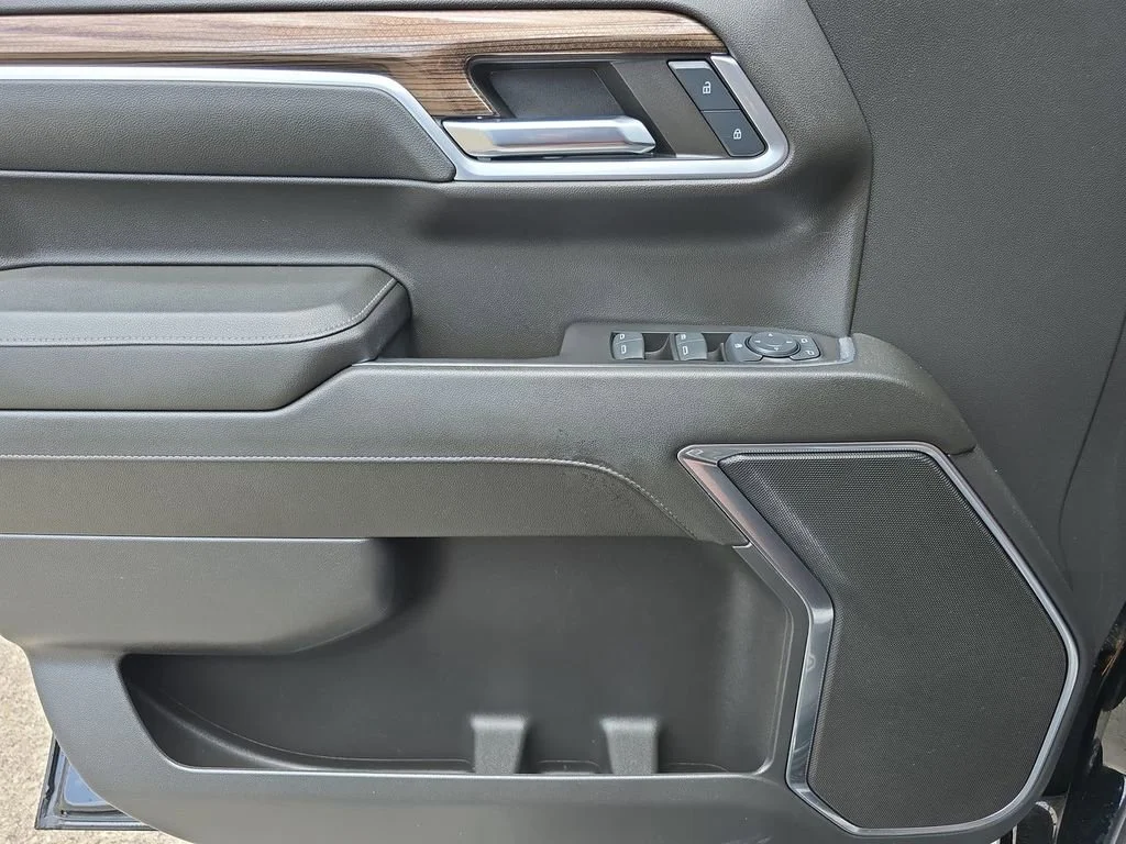 2024 Chevrolet Silverado 1500 RST - Photo 23