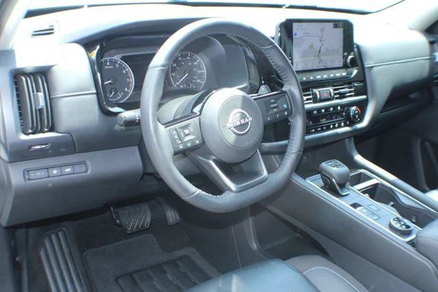 Used 2024 Pearl White Tricoat Nissan SL image 7