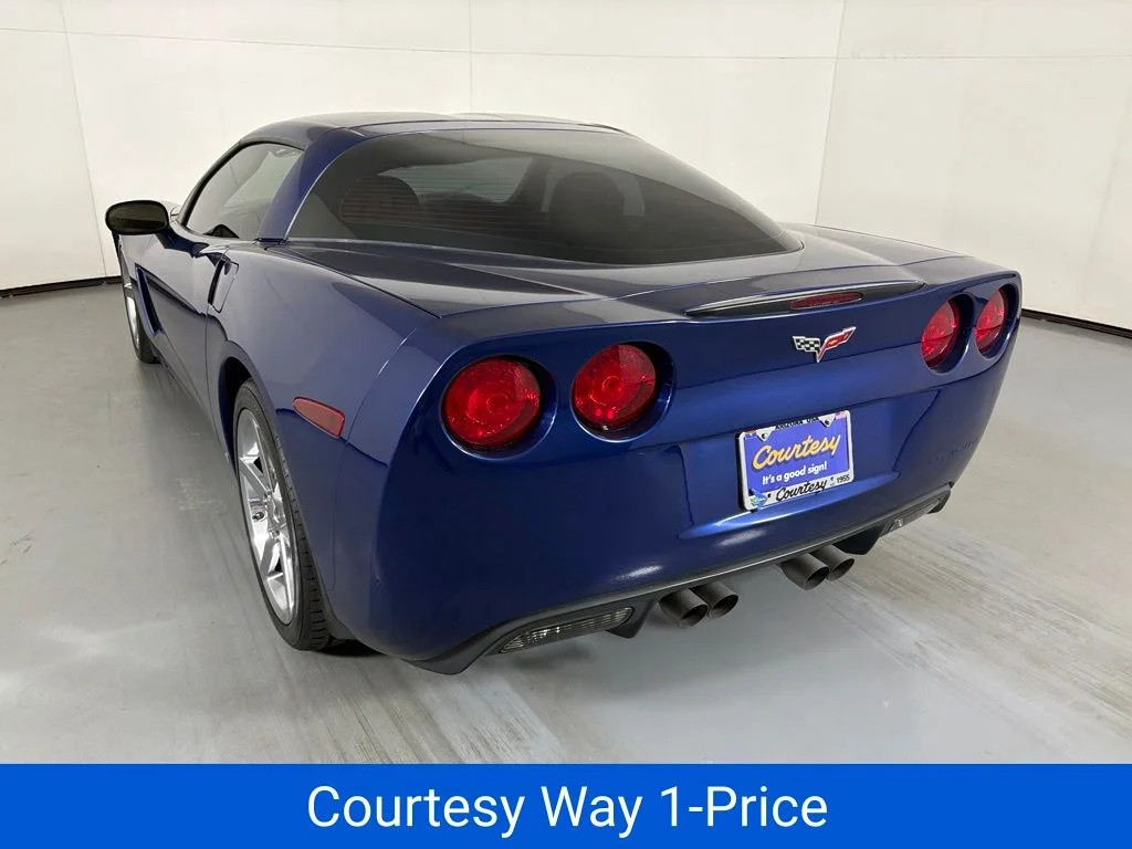 Used 2007 Blue Chevrolet Base image 9