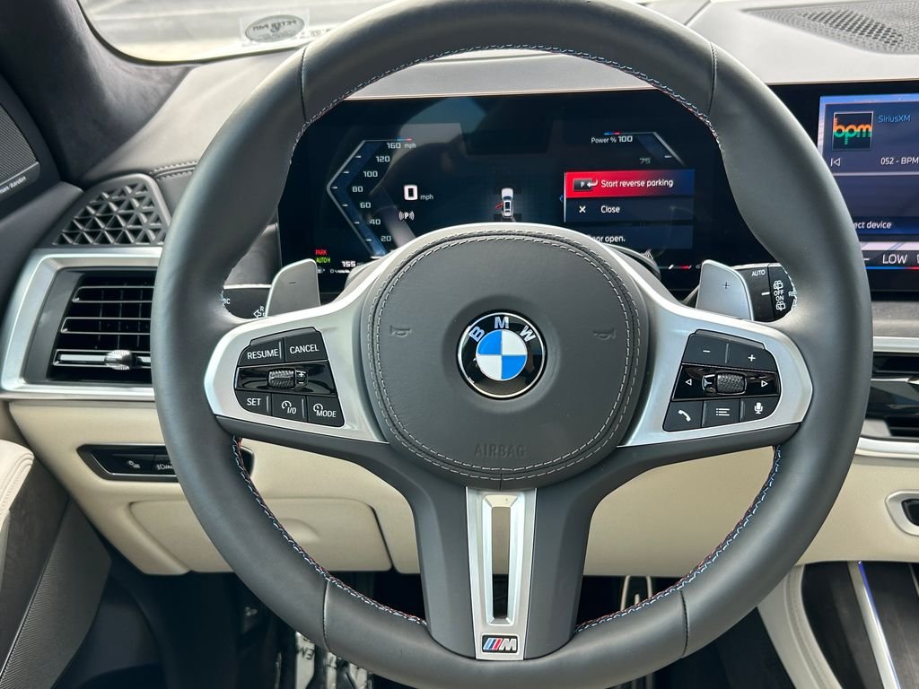 Used 2026 Alpine White BMW M60i image 18