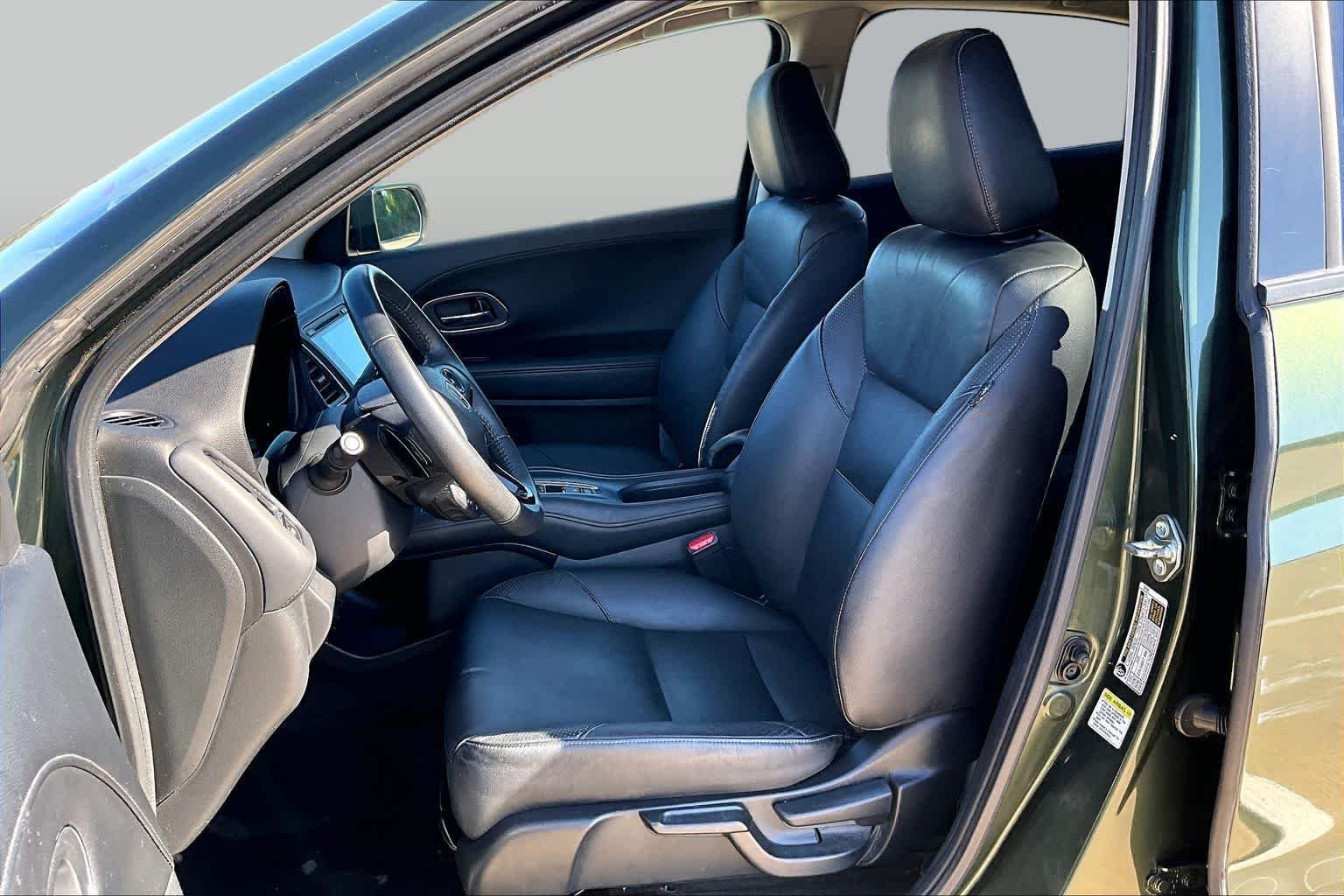 Used 2016  Honda EX-L w/Navi image 8