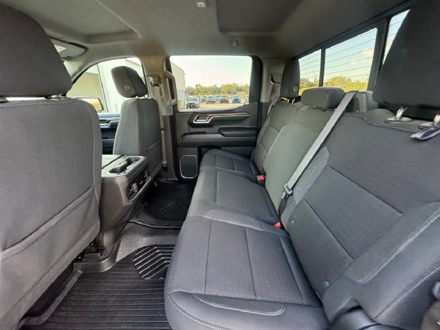 2023 Chevrolet Silverado 1500 LT - Photo 29