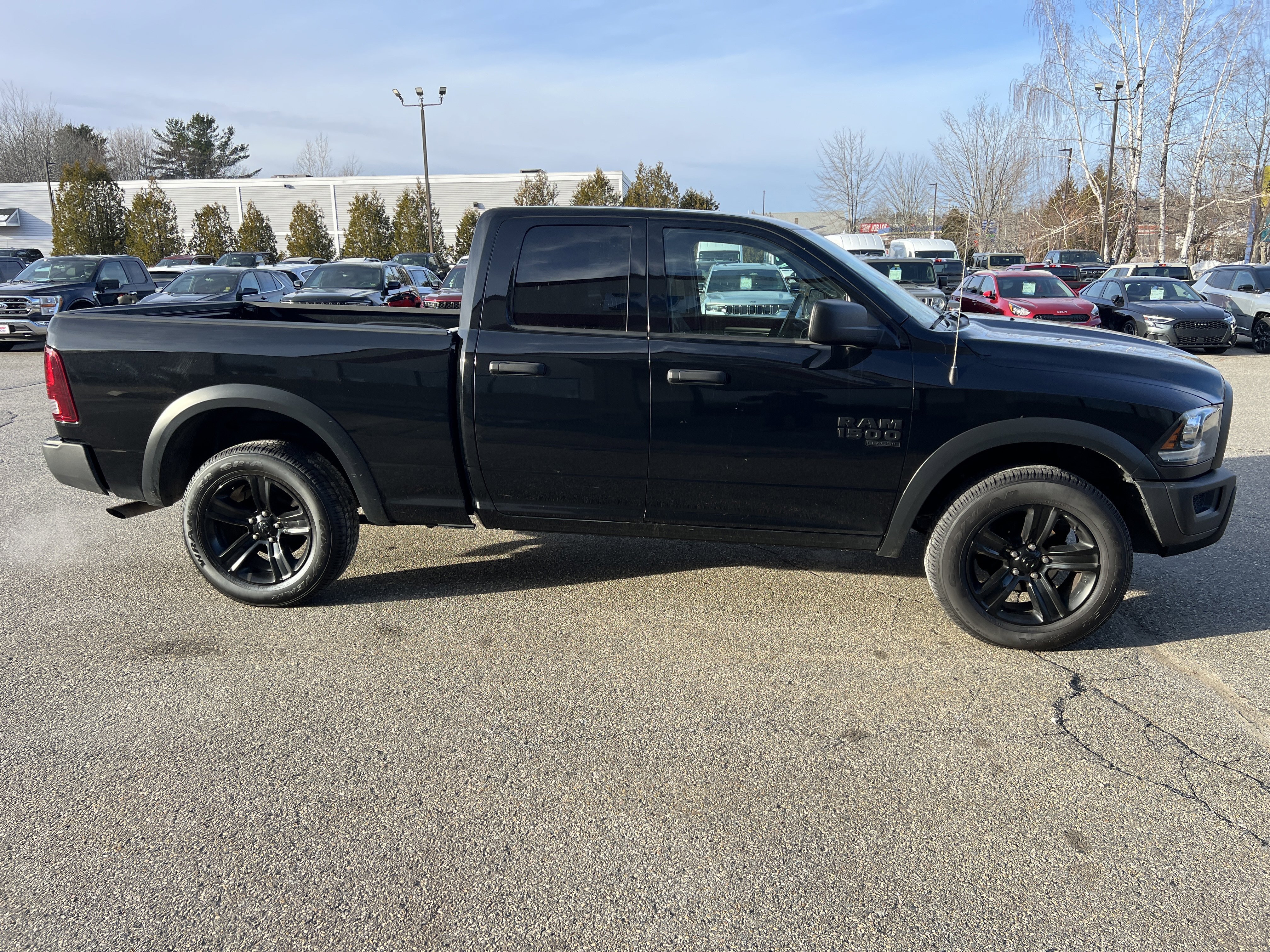 Used 2023 Diamond Black Crystal Pearlcoat Ram Warlock image 4