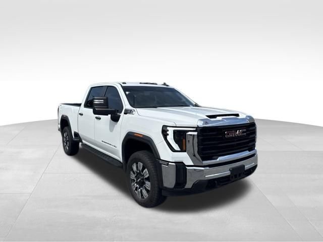 Used 2024 White GMC Pro image 3