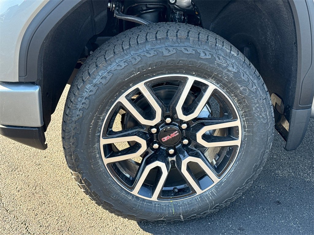 2026 GMC SIERRA - Image 10