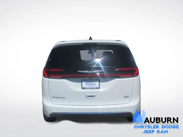 New 2026 Bright White Clear-Coat Exterior Paint Chrysler  image 6