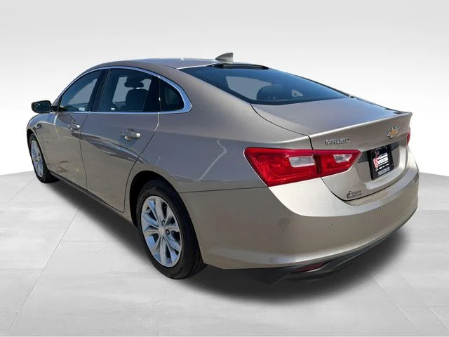 Used 2024 Gray Chevrolet LT image 5