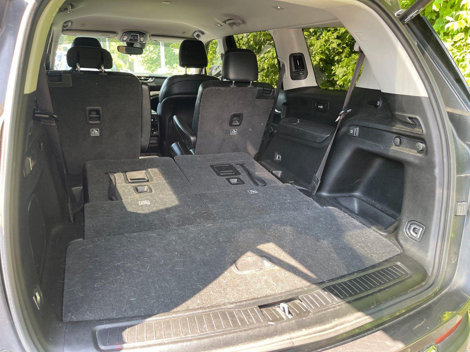 Used 2021 Baltic Gray Metallic Clearcoat Jeep Limited image 36