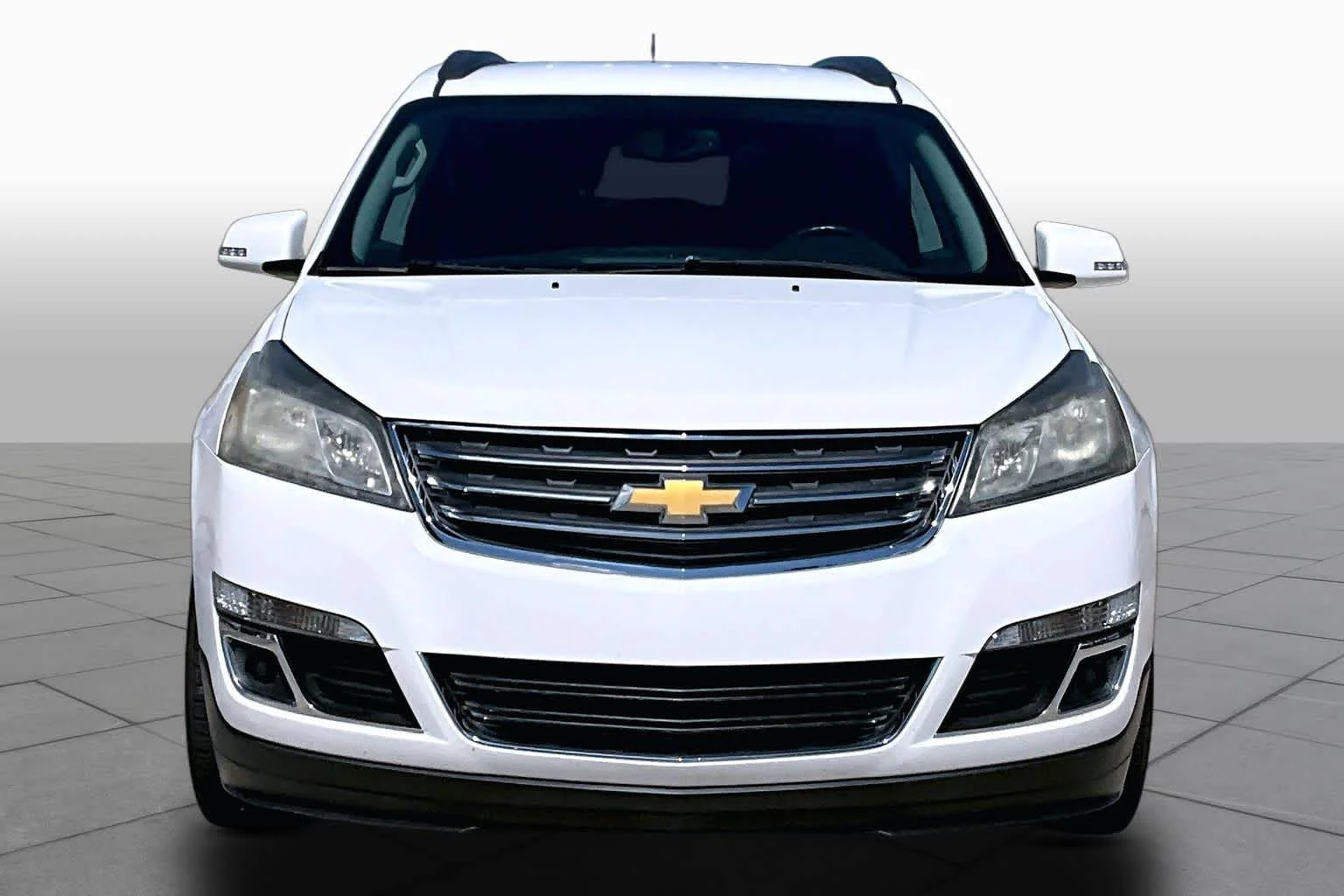 Used 2016 Summit White Chevrolet LT image 4