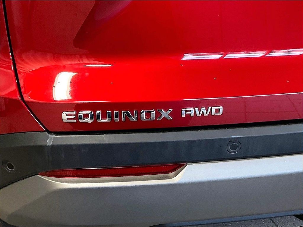 Used 2025 Red Chevrolet LT image 28
