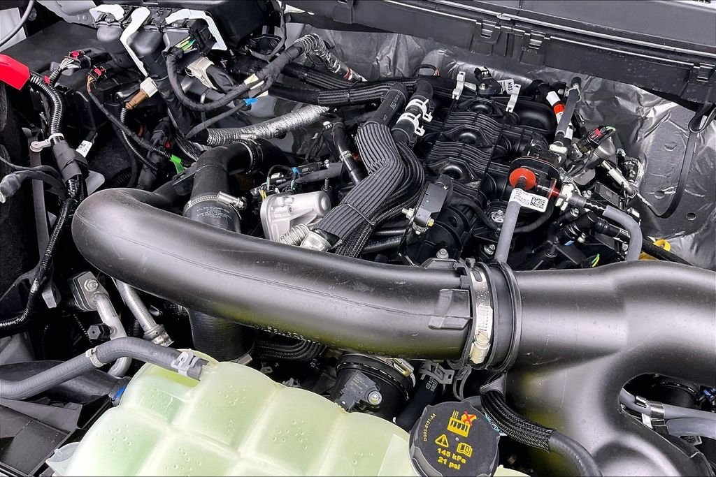 New 2026 Ford F-150 XLT 4D SuperCrew