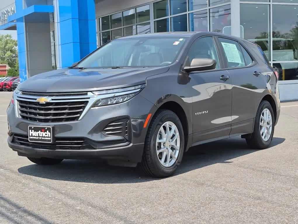 2022 Chevrolet Equinox LS