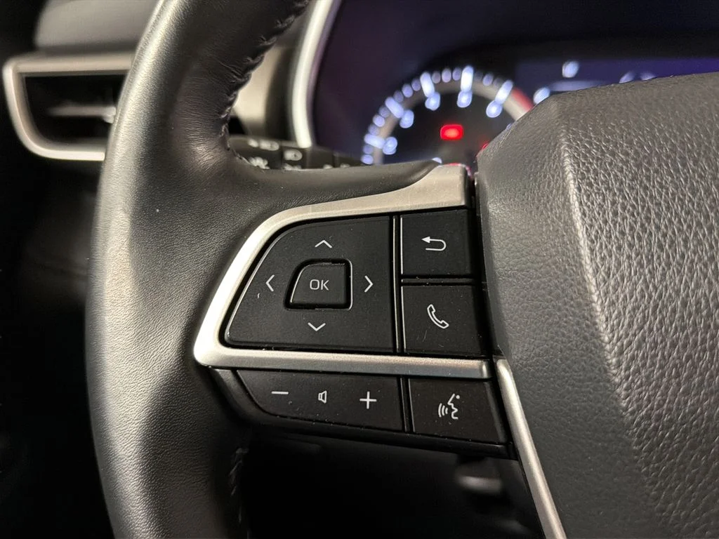Used 2023 Gray Toyota XLE image 9