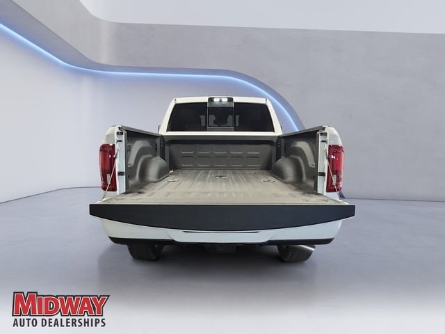 New 2026 Bright White Clear-Coat Exterior Paint RAM Laramie image 4