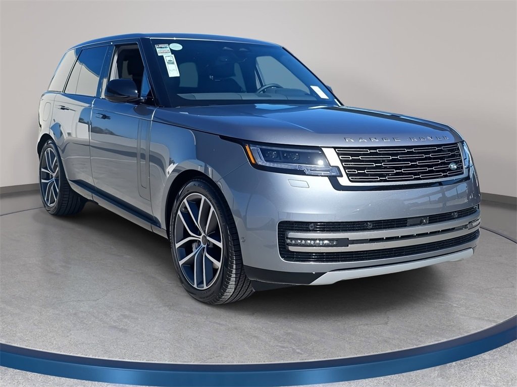 2026 Land Rover Range Rover SE