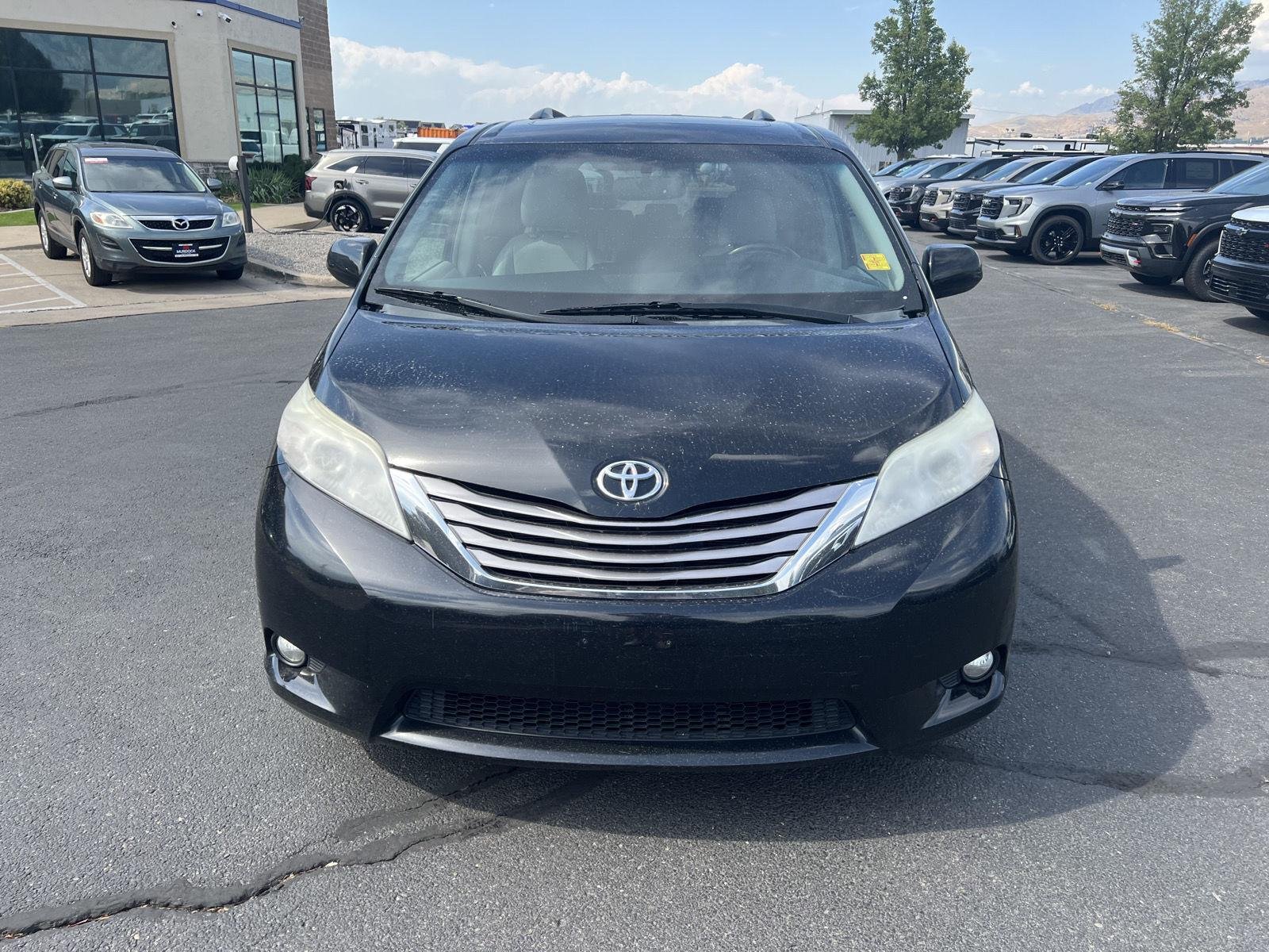 2016 Toyota Sienna XLE - Photo 8