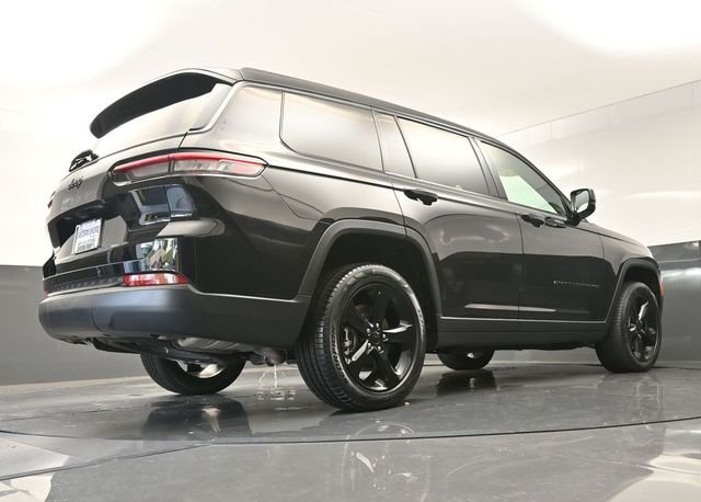 Used 2024 Black Jeep Limited image 39