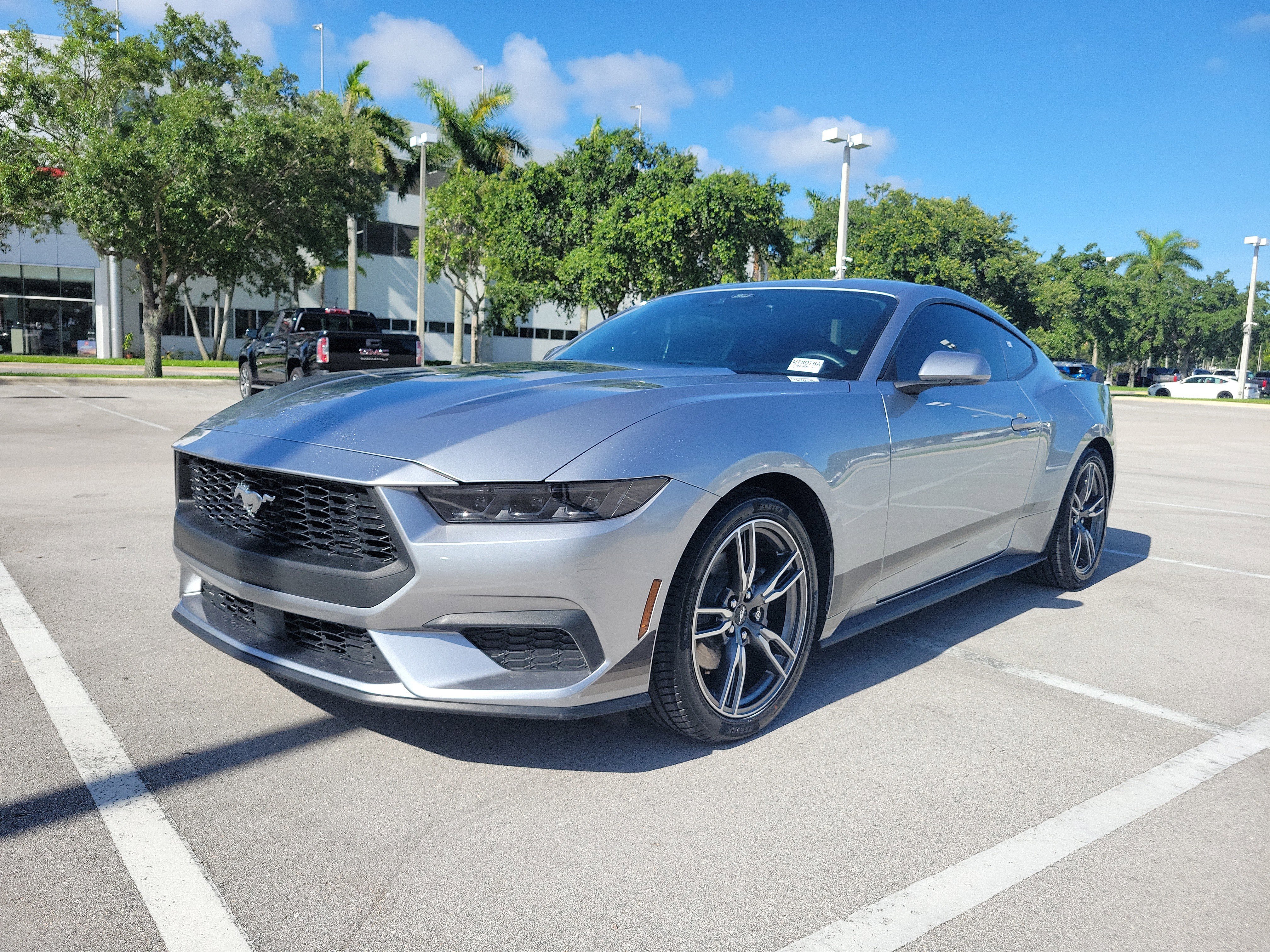 Used 2025 Silver Metallic Ford EcoBoost image 3
