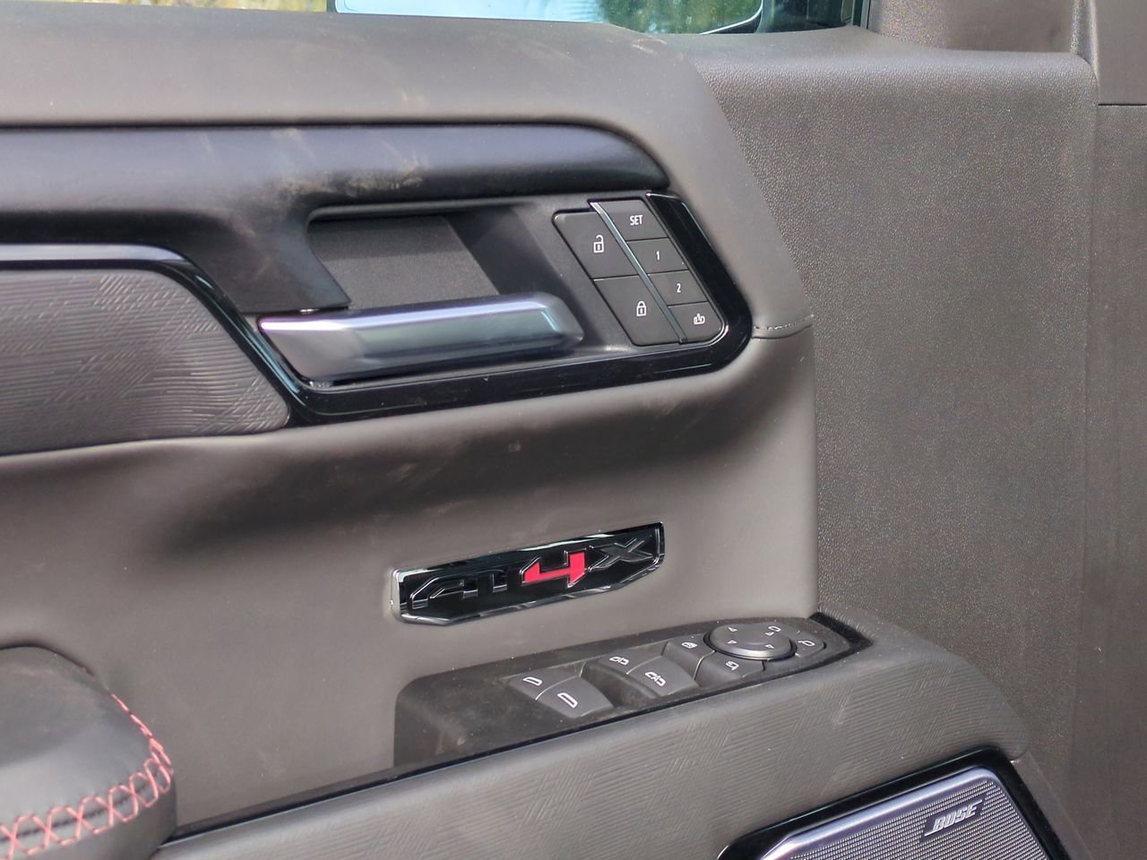 2026 GMC Sierra 1500 AT4X - Photo 24